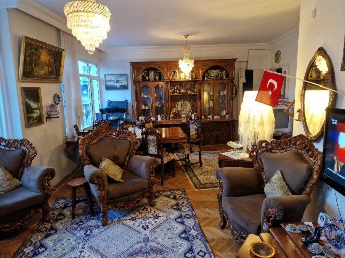 Oda ve Kahvaltı - Feeling Antalya